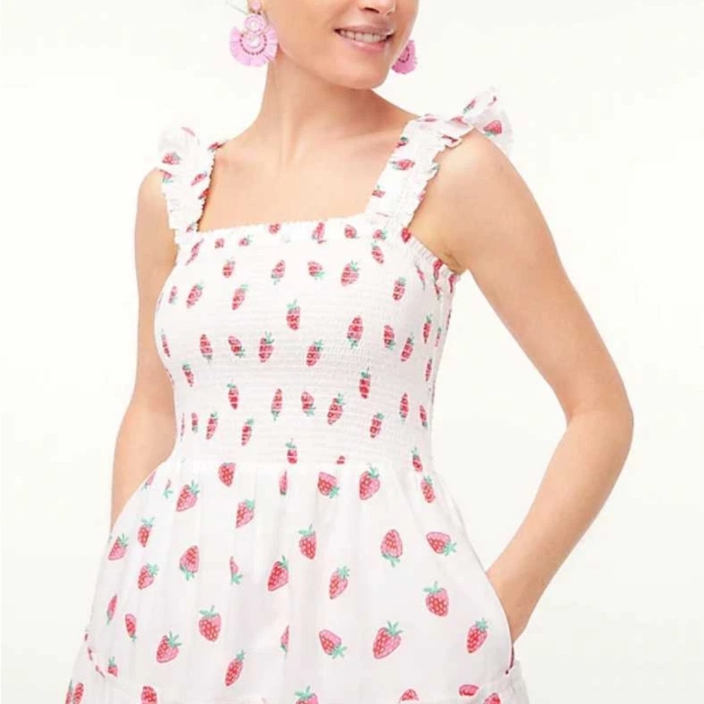 J. Crew Factory White Smocked Maxi Dress with Strawberry Print 🍓Size 2X - Picture 4 of 10